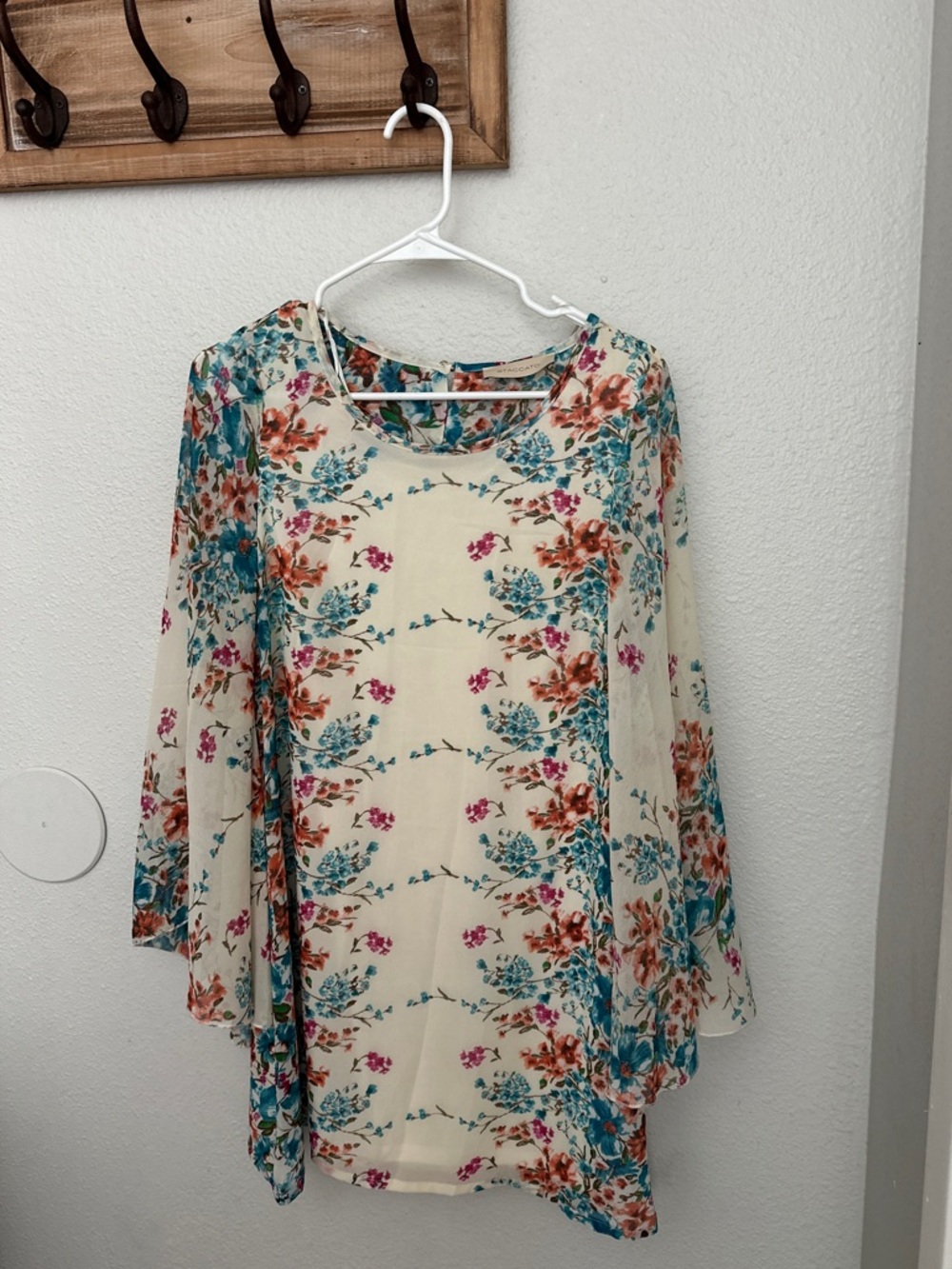 Staccato Floral Flowy Dress Women’s Medium Sheer Boho Elegant Loose Fit